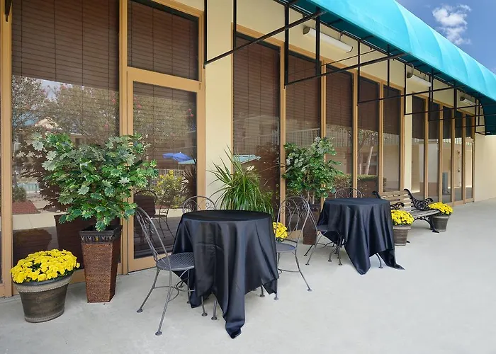 Budget Lodge - Fort Sam